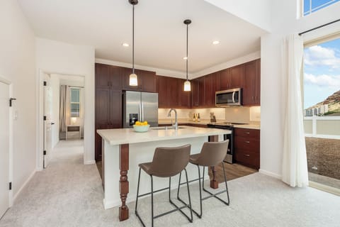 Kitchen and Island Bar Top with 2 Stools