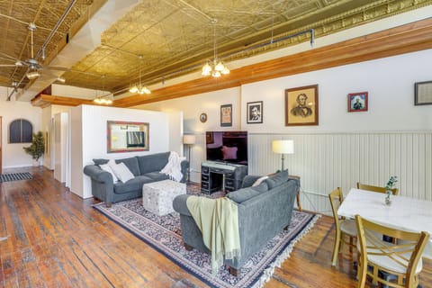 Yankton Vacation Rental | 1BA | Studio | 900 Sq Ft | 2 Exterior Steps Required