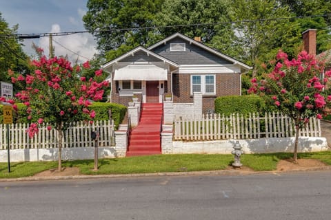 Atlanta Vacation Rental | 3BR | 2BA | 1,346 Sq Ft | Access Only By Stairs