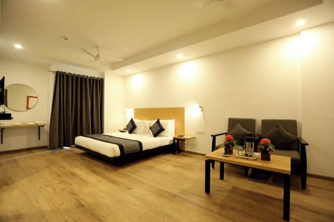Deluxe Room | 1 bedroom, free WiFi