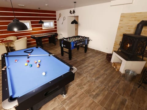 Billiard Table, Table, Billiard Room, Pool, Property, Sports Equipment, Billiards, Recreation Room, Wood