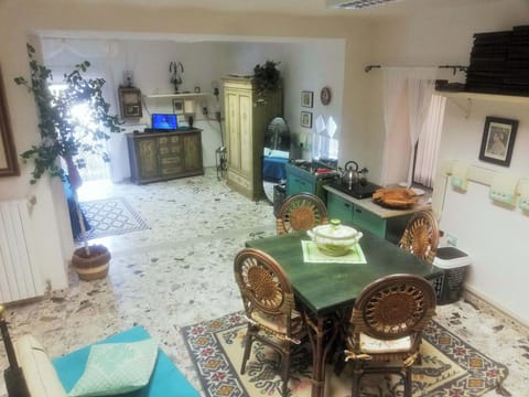 Deluxe Villa | Living area | Computer monitors, printers