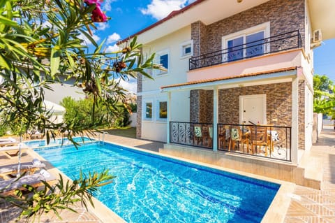 Beautiful villa with private pool and terrace
