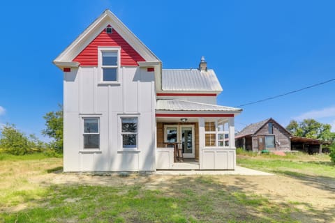 Kalispell Vacation Rental | 3BR | 1.5BA | 1,400 Sq Ft | Steps Required