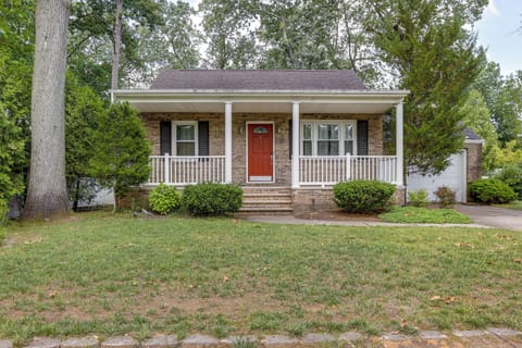 Monroe Township Vacation Rental | 2BR | 2BA | 1,256 Sq Ft | 4 Steps to Enter