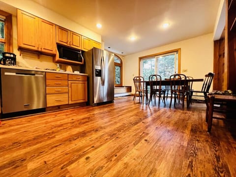 Kitchen & Dining Space - Main Floor