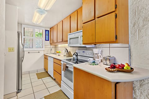 Fully equipped kitchen