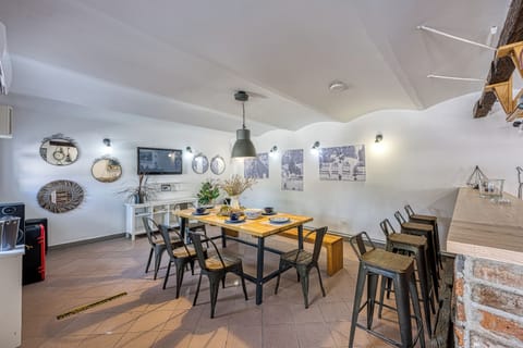 Family House, 6 Bedrooms, Sauna (Wellness Estate Hedonia Near) | Dining