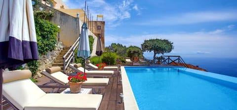 Activities, Amenities, Balcony / Terrace / Patio, Building Exterior, Garden, Pool, Spring, Summer, Wellness