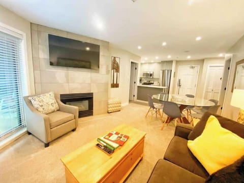 Living room/dining room