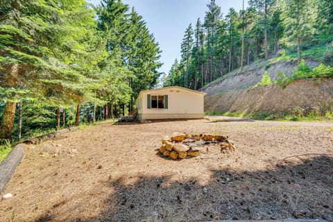 Cle Elum Vacation Rental | 3BR | 2BA | 1,344 Sq Ft | Steps Required