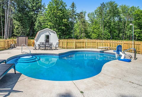 Swim in our vibrant blue pool, complete with a diving board and basketball hoop. Open Memorial Day to Labor Day. (Not heated)