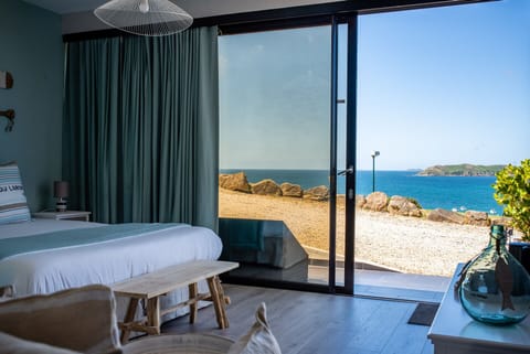 Standard Double Room, Ensuite, Sea View (Grande baie vitrée)