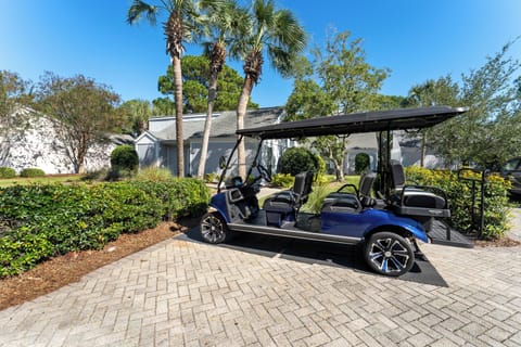 727 Sandpiper Place
