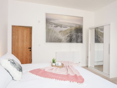 Cottage | 3 bedrooms, individually decorated, individually furnished, free WiFi