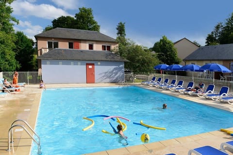 Holiday Home Swimming Pool
