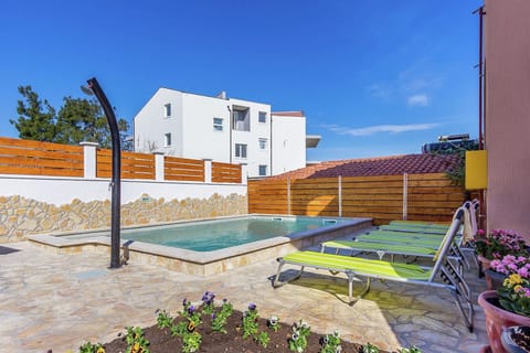 Holiday Home Swimming Pool