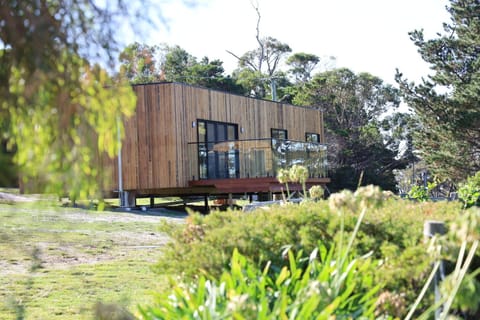 Superior Bungalow, 2 Bedrooms | Iron/ironing board