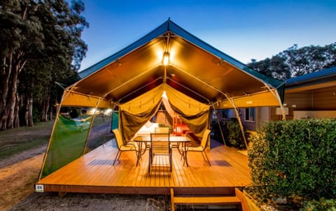 Standard Safari Tents | Iron/ironing board, WiFi (free), bed sheets