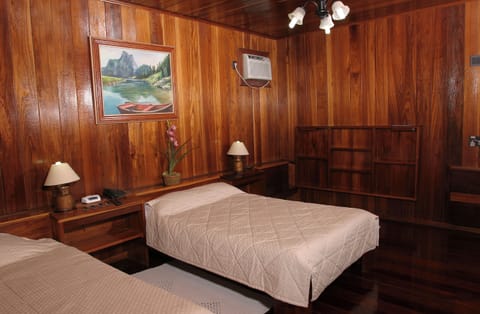 Standard Double or Twin Room | In-room safe, iron/ironing board, free WiFi, bed sheets