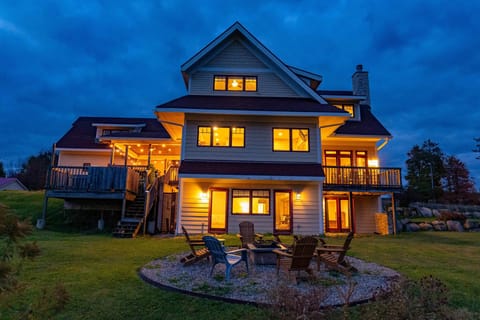 Relax and enjoy EVL life around the firepit