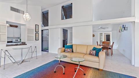 Condo, 2 Bedrooms | Living area | Smart TV