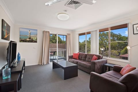 Standard Suite, 2 Bedrooms, Non Smoking, Kitchen (Spacious  Apartment for 8) | Living area