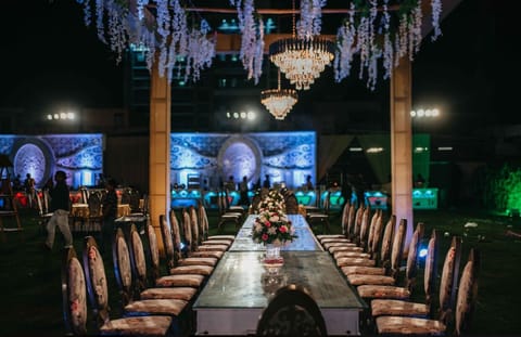 Banquet hall