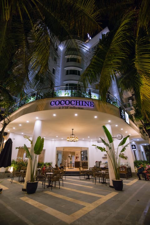 Front of property - evening/night