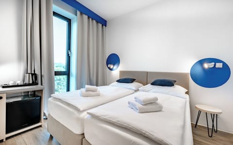 Luxury Double Room | Desk, soundproofing, free WiFi
