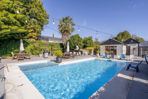 Seasonal outdoor pool, sun loungers