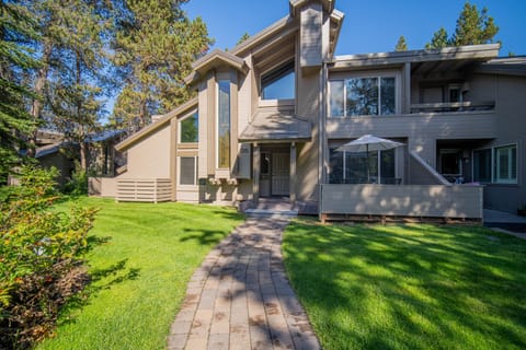 35 Tennis Village EXT-02