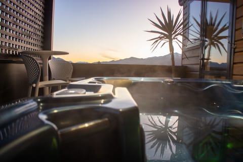 Executive Studio, 1 King Bed, Kitchenette (Executive Spa Pool Suite) | Terrace/patio