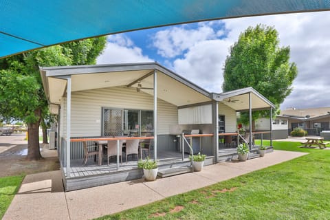 3BR Luxury Poolside Villa | Front of property