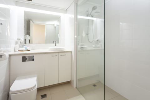 Free toiletries, towels