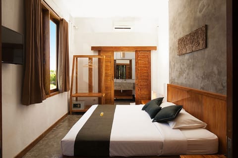 Deluxe AC Room | In-room safe, rollaway beds, free WiFi, bed sheets