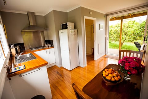 Standard Studio, Non Smoking, Kitchen (DoLittle Cottage) | Private kitchen | Highchair, cookware/dishes/utensils
