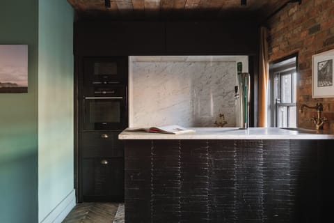 Luxury Penthouse | Egyptian cotton sheets, premium bedding, pillowtop beds, minibar