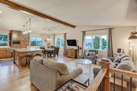 Spacious Living Room