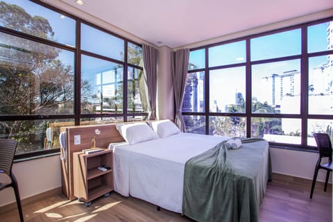 Deluxe Double or Twin Room | Desk, soundproofing, free WiFi, bed sheets
