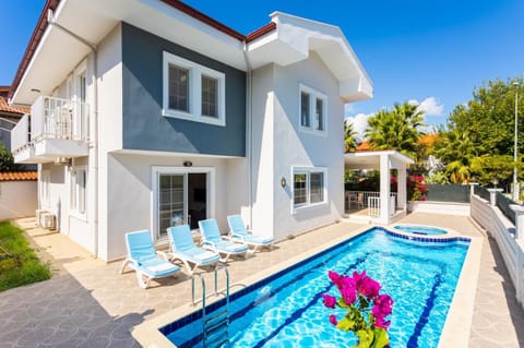 Beautiful villa with private pool and terrace