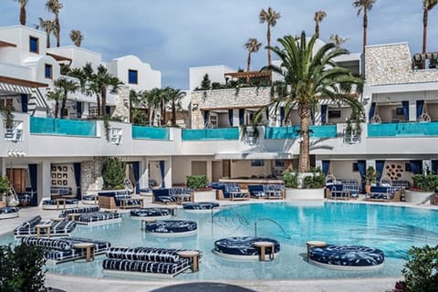 You can enjoy leisurely laps or simply float on the water, enjoying the tranquil ambiance.