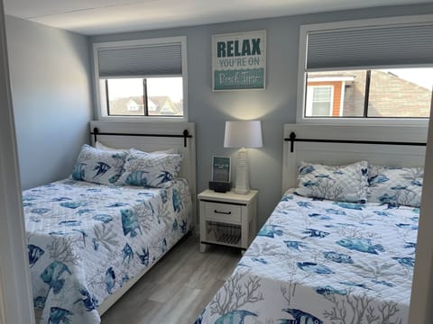 Bedroom with 2 Full beds. 