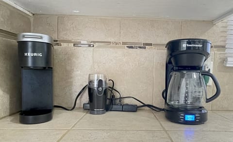 we have both coffee makers, mr.coffee perk and keurig. safetylid coffee grinder