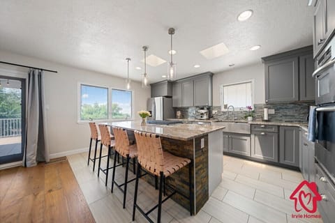 Wide and spacious kitchen area