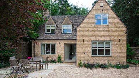 Woodland Cottage, Bolthole Retreats