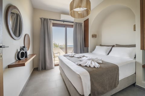 Apartment, 2 Bedrooms, Sea View | Soundproofing, free WiFi, bed sheets