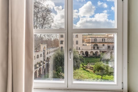 Double-Twin Room-Single Room | Down comforters, soundproofing, free WiFi, bed sheets