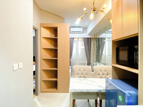 Apartment | Private kitchen | Full-size fridge, stovetop