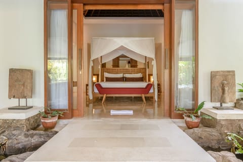 Memory foam beds, free minibar, in-room safe, individually decorated